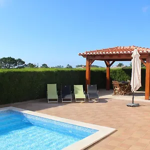 Andorinha With Private Pool In A Quiet Area Villa
